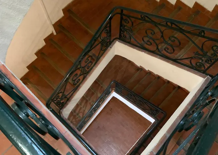 In Tropez Centro Di 2 Locali Con Aria Condizionata Wi-fi E Disponibilita Parcheggio *