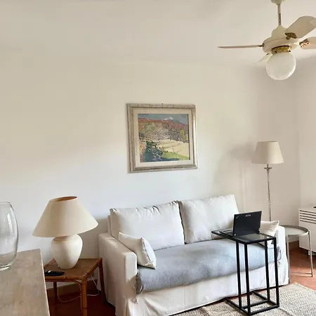 In Tropez Centro Di 2 Locali Con Aria Condizionata Wi-fi E Disponibilità Parcheggio Apartamento *