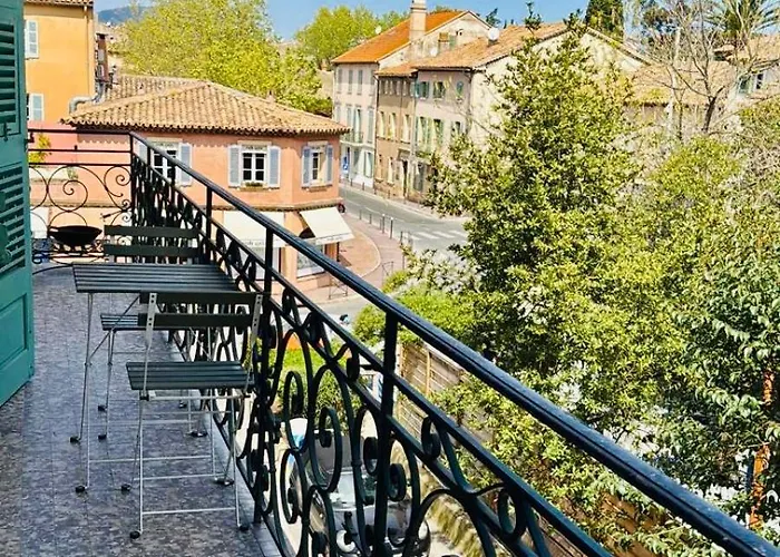 In Tropez Centro Di 2 Locali Con Aria Condizionata Wi-fi E Disponibilita Parcheggio *
